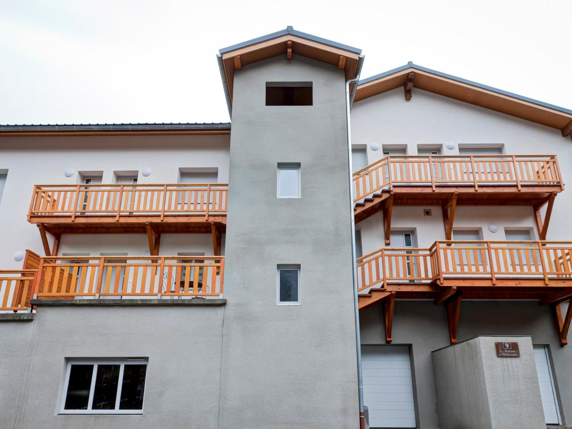 Appartement Neuf 2* Au Centre De Brides Avec Terrasse, Proche Telecabines Et Commerces - Fr-1-512-41 Экстерьер фото